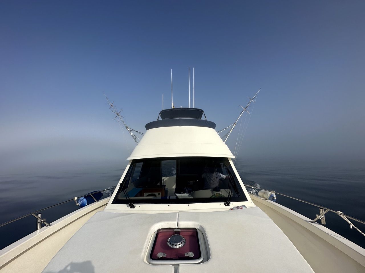 Bow of the Luna under way